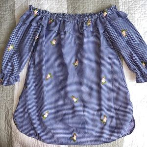 Blue with flowers off shoulder shirt Size S